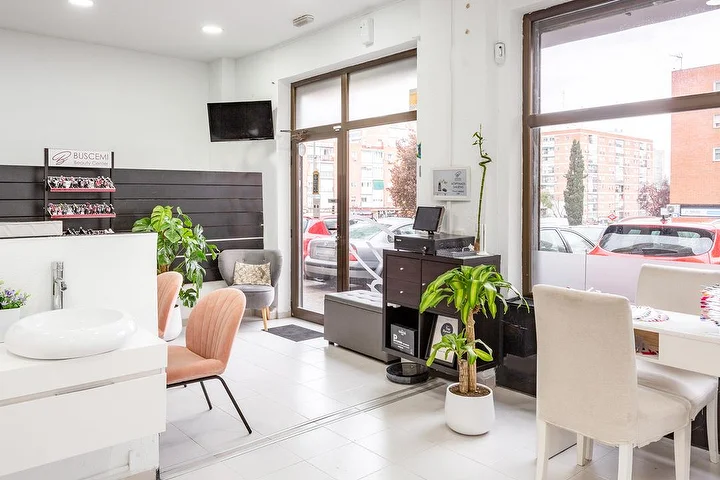 BUSCEMI BEAUTY GINZO DE LIMA (9)